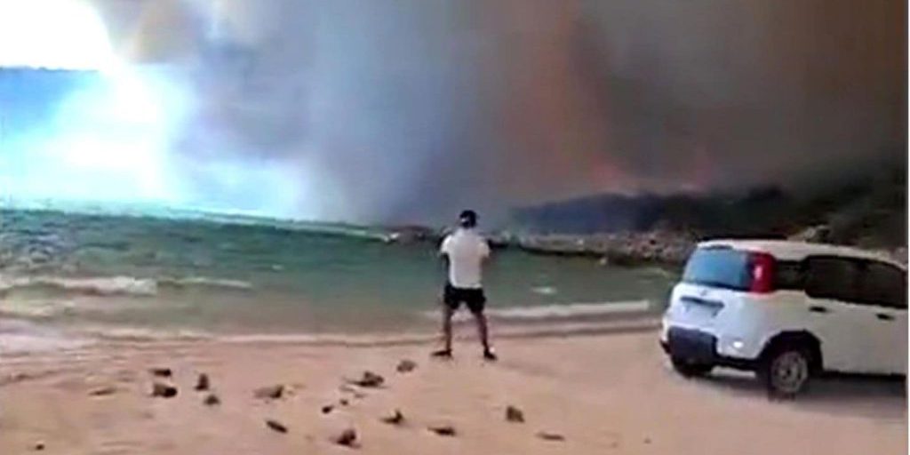 "Incendio a Villasimius: le cause, le conseguenze e le misure di prevenzione"