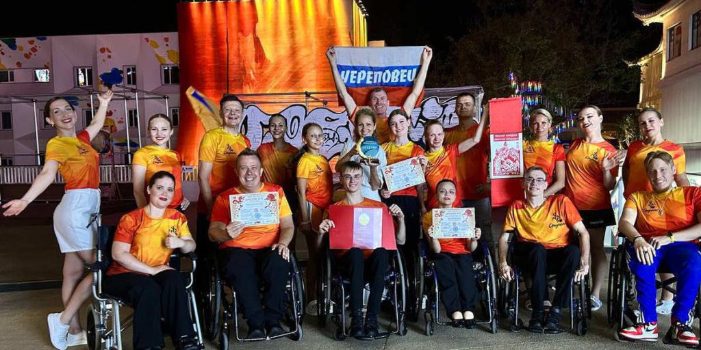 Il Collettivo di Danza "Серпантин" di Čerepovec Trionfa al Festival Internazionale delle Culture Tradizionali in Cina