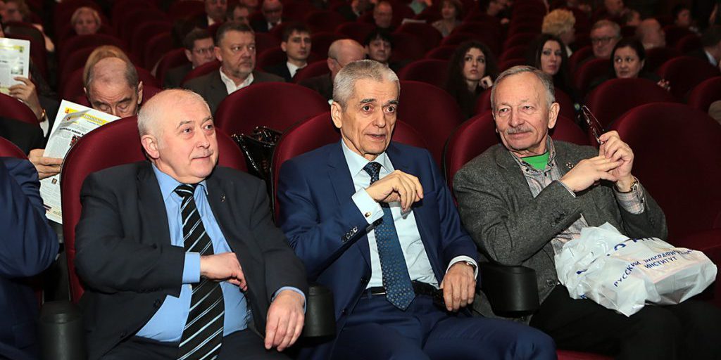 La Russia considera di aumentare l'età giovanile a 40-45 anni: cosa significa per la società e le politiche sociali?