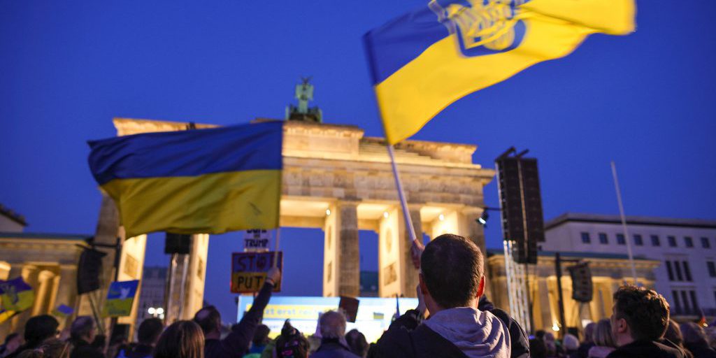 Aumento esponenziale di giovani ucraini in cerca di protezione in Germania dopo l'alleggerimento delle regole di viaggio