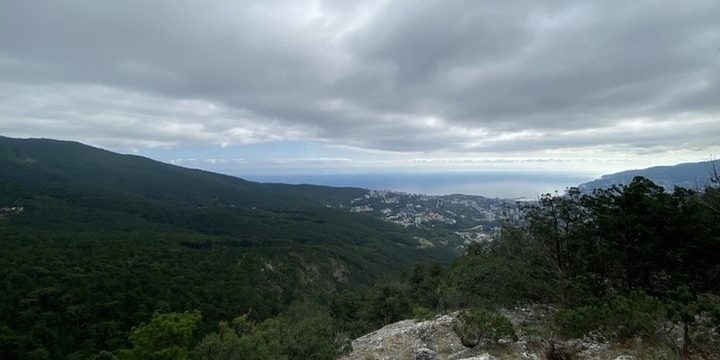 Turisti Smarriti in Crimea: Una Storia di Avventura e Precauzione