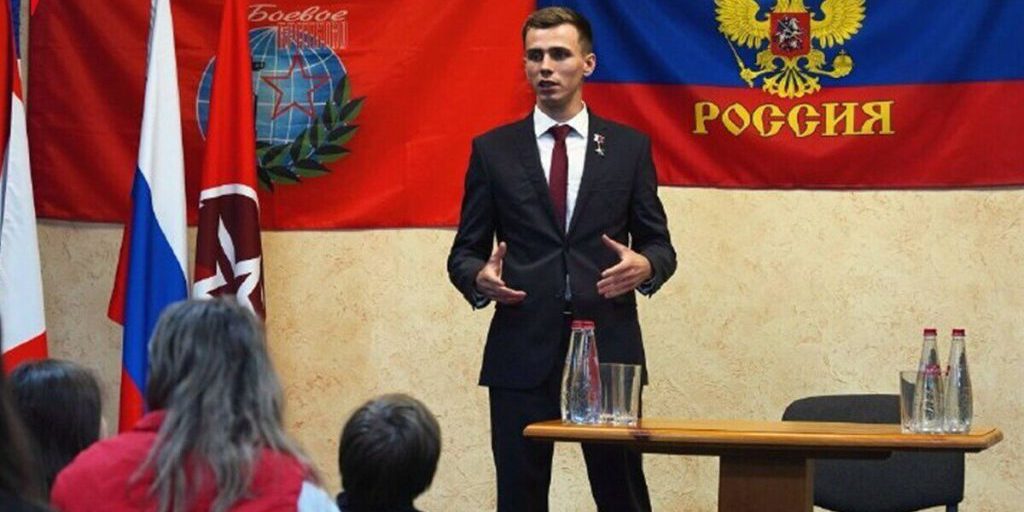 В Херсонской области активисты движения Первый встретились с Героем России