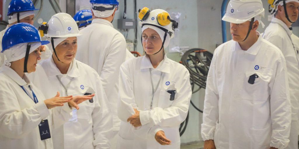 Centrale Nucleare di Smolensk-2: Investimenti e Sviluppo per la Regione Russa