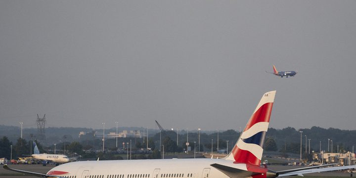 Самолет нигерийской сборной по футболу совершил аварийную посадку