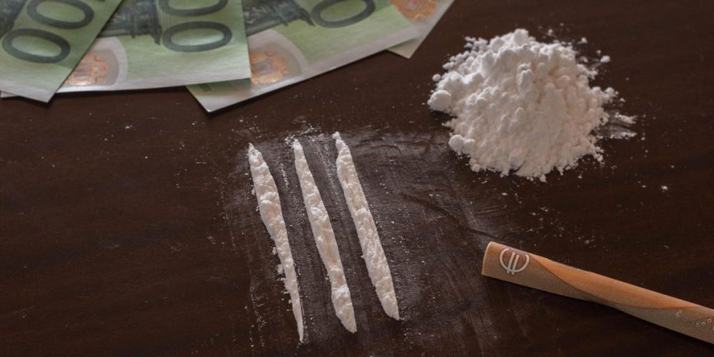 Германия — Белый порошок на баварском мундире