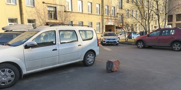 "Progetto Verde: Finanziamenti per migliorare i cortili a Murmansk"