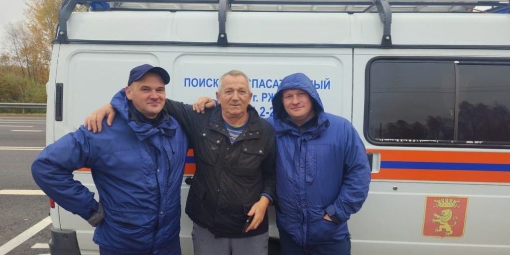 Тверские спасатели помогли сербскому дальнобойщику попасть домой