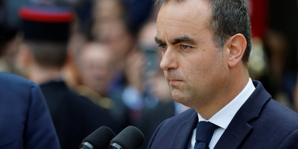 «Cinq ou six dossiers» : Sébastien Lecornu cherche un programme de gouvernement pour sortir de la crise politique