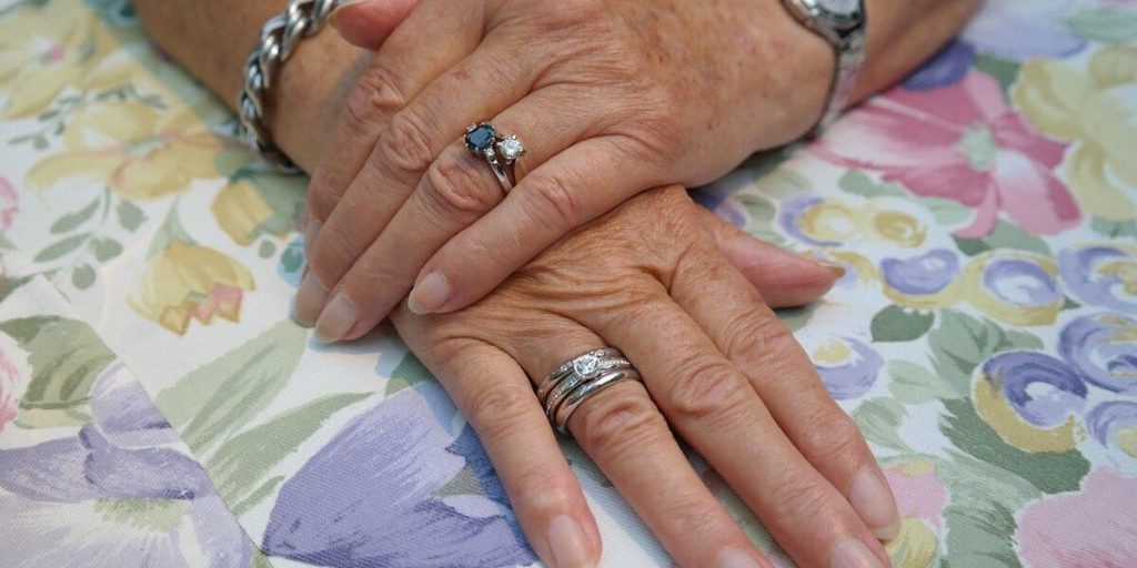 I Colori del Successo: Come la Scelta dei Colori per il Manicure Può Influire sulla Nostra Vita e sul Nostro Benessere