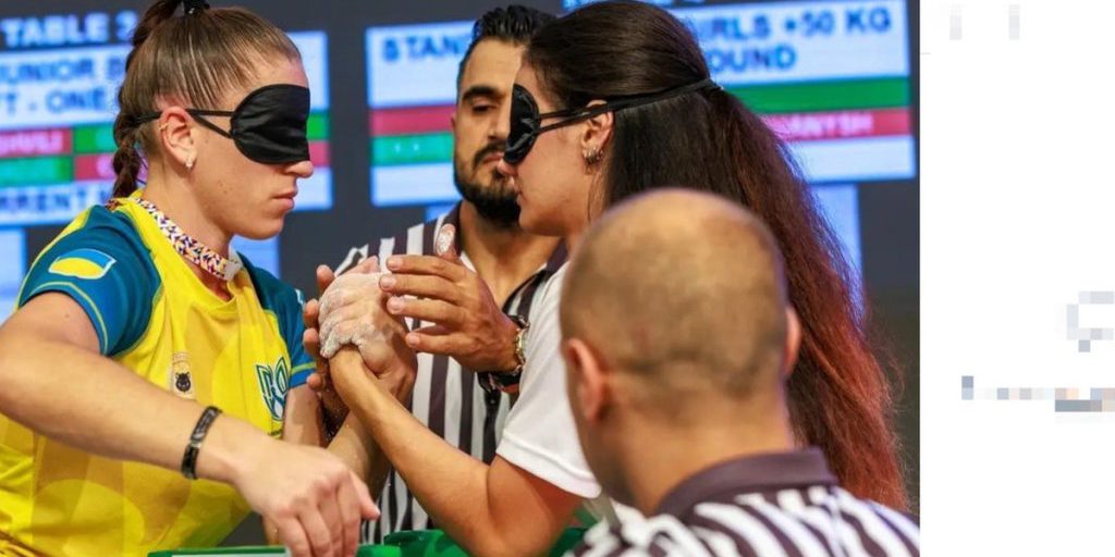 Atleta russa vince due medaglie di bronzo al Campionato mondiale di para-armwrestling
