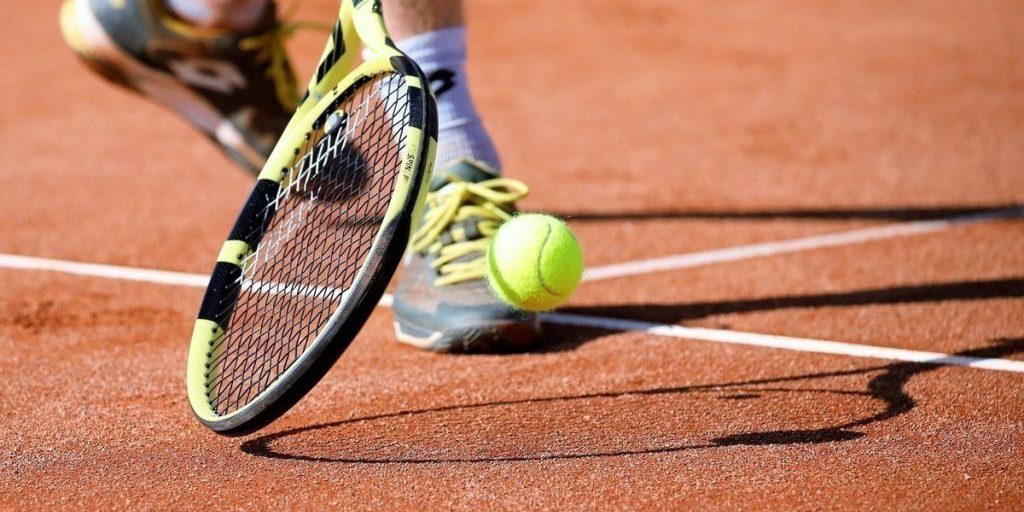 La tennista Elina Avanesyan diagnosticata con mononucleosi dopo aver rifiutato la cittadinanza russa