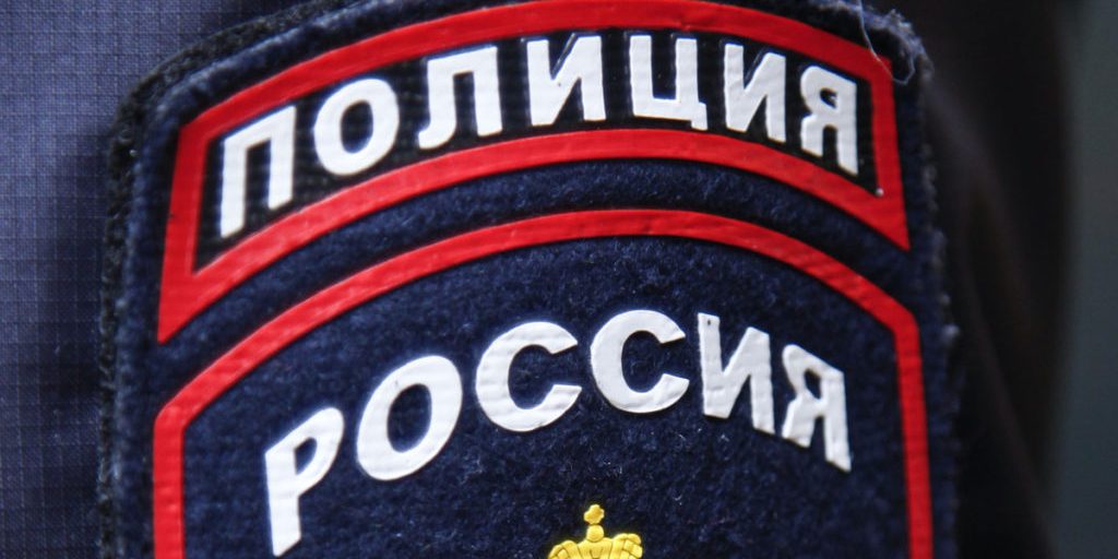 Arresto a Simferopoli per furto di generi alimentari: un uomo di 55 anni sospettato di una serie di rapine nei negozi locali