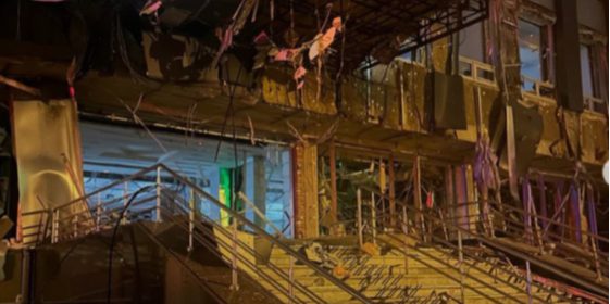 Russians destroy newly opened beauty salon in Kyiv