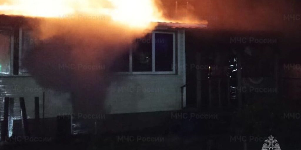 Человек пострадал при пожаре в козельском селе