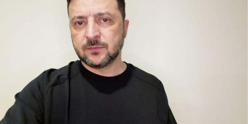 Zelenskyy: la pressione su Russia deve crescere, l'Ucraina manterrà i contatti con i partner anche durante la settimana di Natale