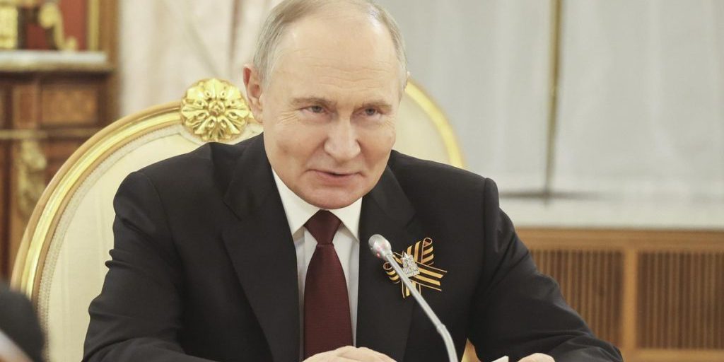 Владимир Путин заявил, что Россия всегда гордилась своей оборонной промышленностью