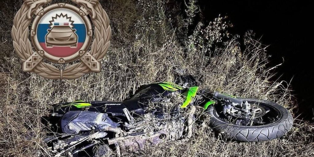 В Петровском районе разбился мопедист