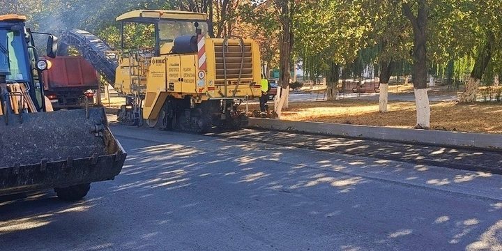 Ricostruzione delle strade nella Repubblica Popolare di Lugansk entro il 2026 prevista dal Ministero dei Trasporti per migliorare la sicurezza e lo sviluppo infrastrutturale nella regione