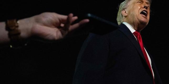 Trump annuncia dazio del 200 % sui vini e champagne francesi in risposta a Macron