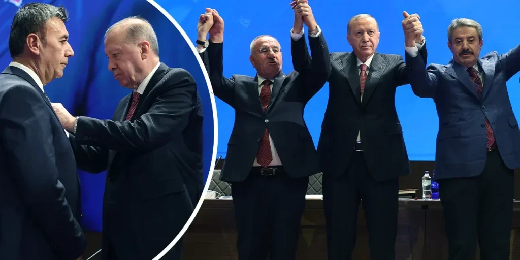 Quattro sindaci turchi si uniscono al Partito AK