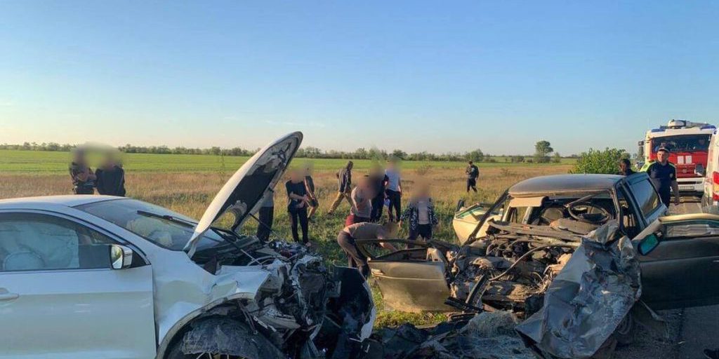 Tragedia in Crimea: Due Morti in Incidente Stradale, tra cui un Bambino di Cinque Mesi