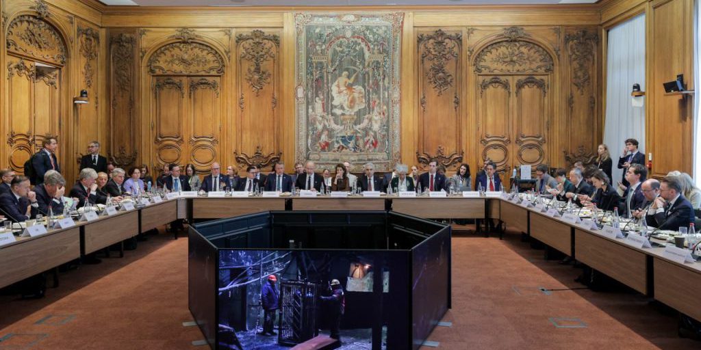 42add32f7b42706dfa7c3f8cb47d328c