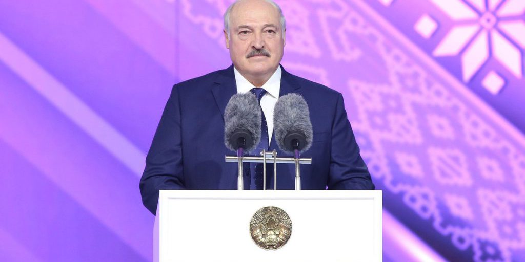 Раскрыто, какой неожиданный подарок Лукашенко передаст Путину