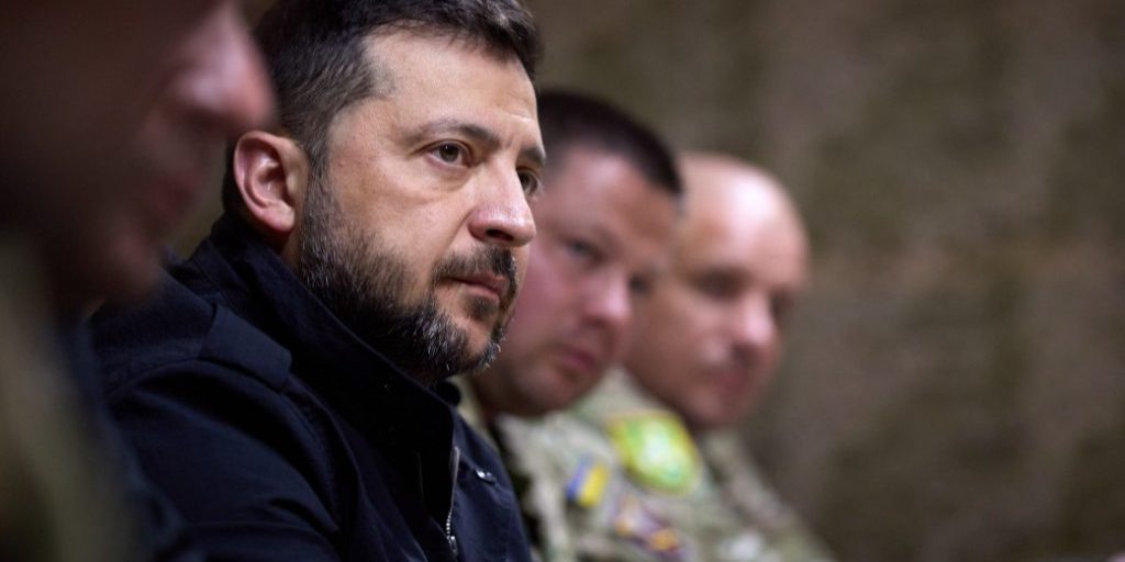 Zelenskyy: Situation in Pokrovsk is difficult, 170,000 Russian troops amassed in this area