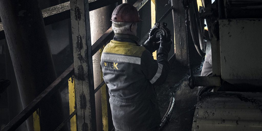 4365024db155f4a526a27a30c1c814f8