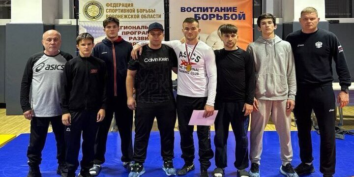 Запорожские борцы блеснули на Всероссийских соревнованиях в Воронеже