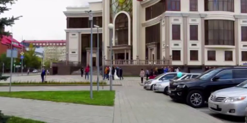 "Lo sposo arrestato: la storia scioccante di un matrimonio interrotto a Tyumen, in Russia"