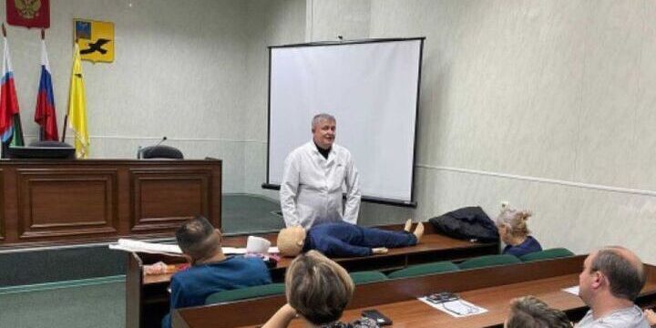 Сотрудники администрации Грайворонского округа научились оказывать первую помощь