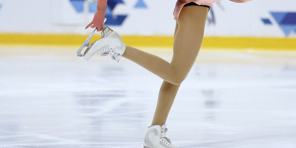 Петербуржцы забрали серебро и бронзу в первом юниорском этапе Гран-при России