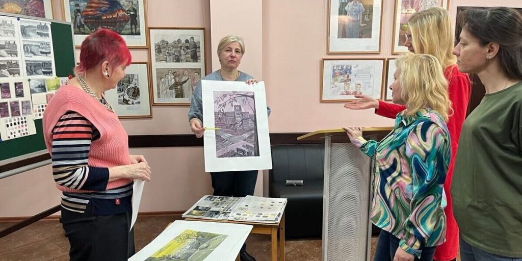 В Детской художественной школе им. А. А. Бузовкина в Серпухове начались курсы повышения квалификации