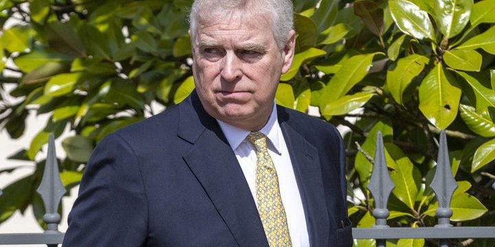 Принцу Эндрю запретят появляться на королевских мероприятиях