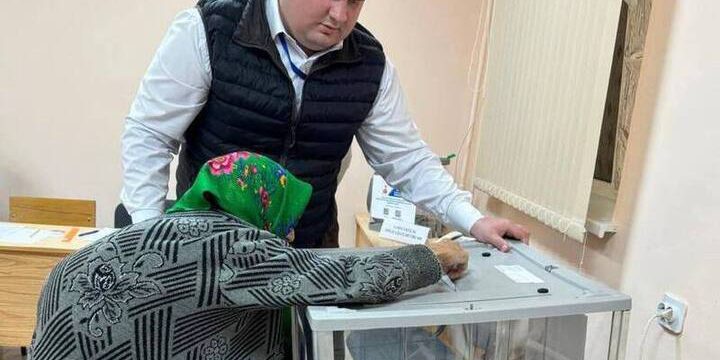 90-летняя жительница Железноводска проголосовала на выборах