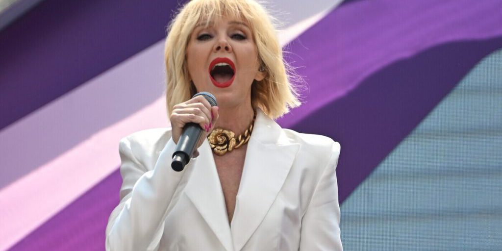 Музкритик Соседов высказался о номинации Валерии на главную музыкальную премию мира