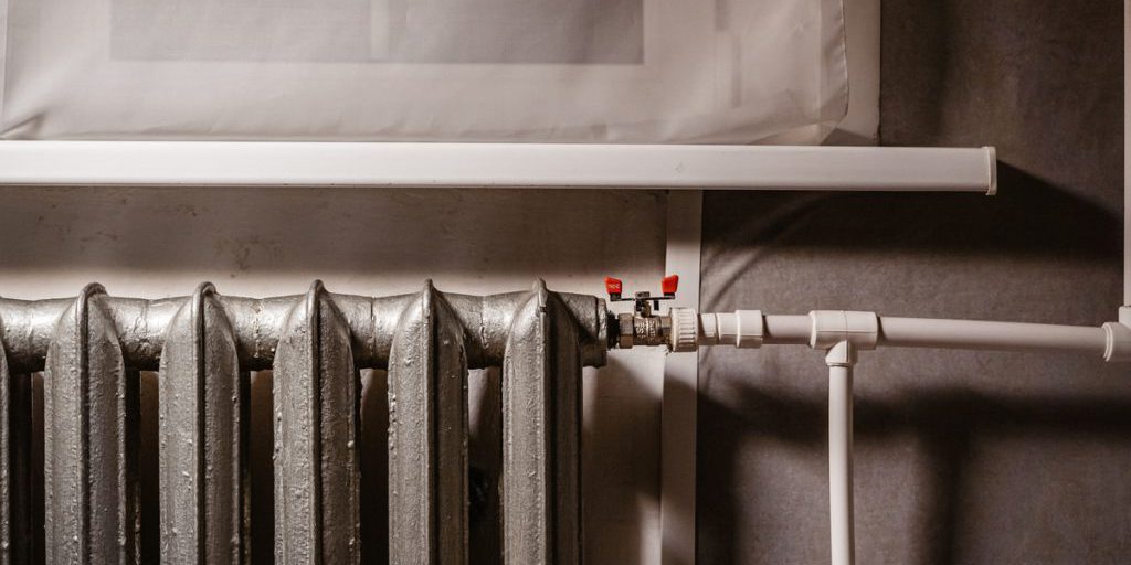 В Тверской области продолжается подготовка к предстоящему отопительному сезону