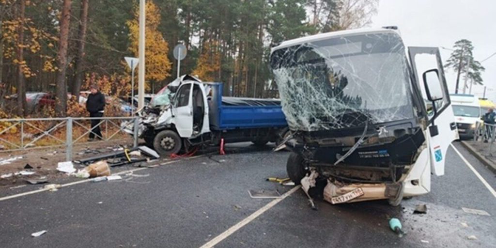 Умер один из пострадавших в жутком ДТП под Петербургом