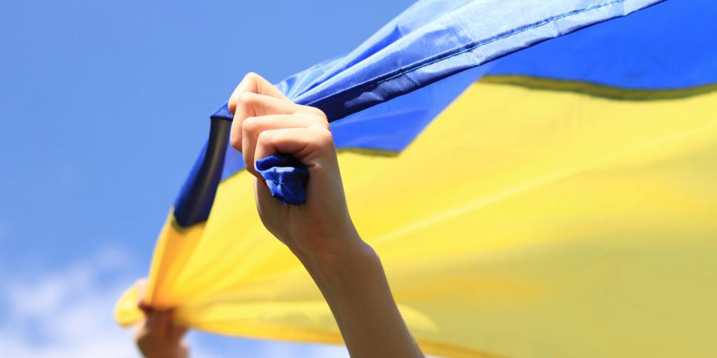 Ucraina, tre adolescenti tornano a casa dopo essere stati trattenuti dalle forze russe nei territori occupati