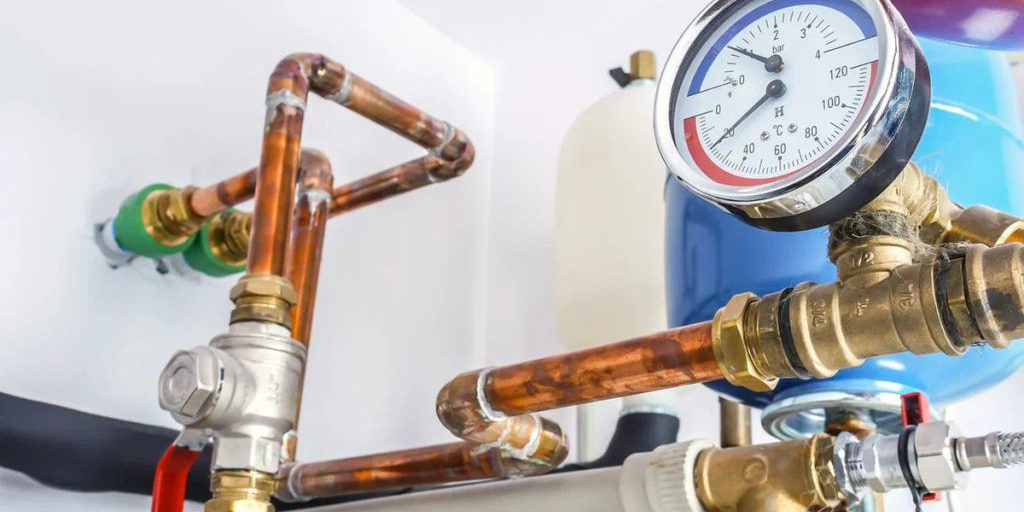 На подготовку к отопительному сезону республиканские власти направили 2,5 млрд рублей