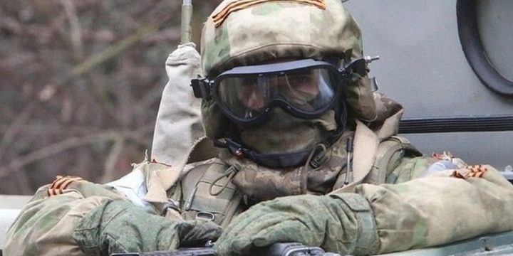 Attacco Russo in Ucraina: Le Forze Armate Lanciano un Massiccio Attacco con Armi di Alta Precisione e Droni