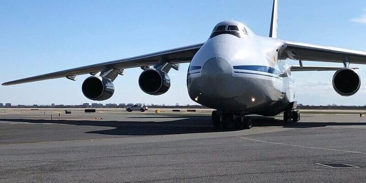 Посольство России в Канаде назвало незаконной одностороннюю «Руслана» в Торонто