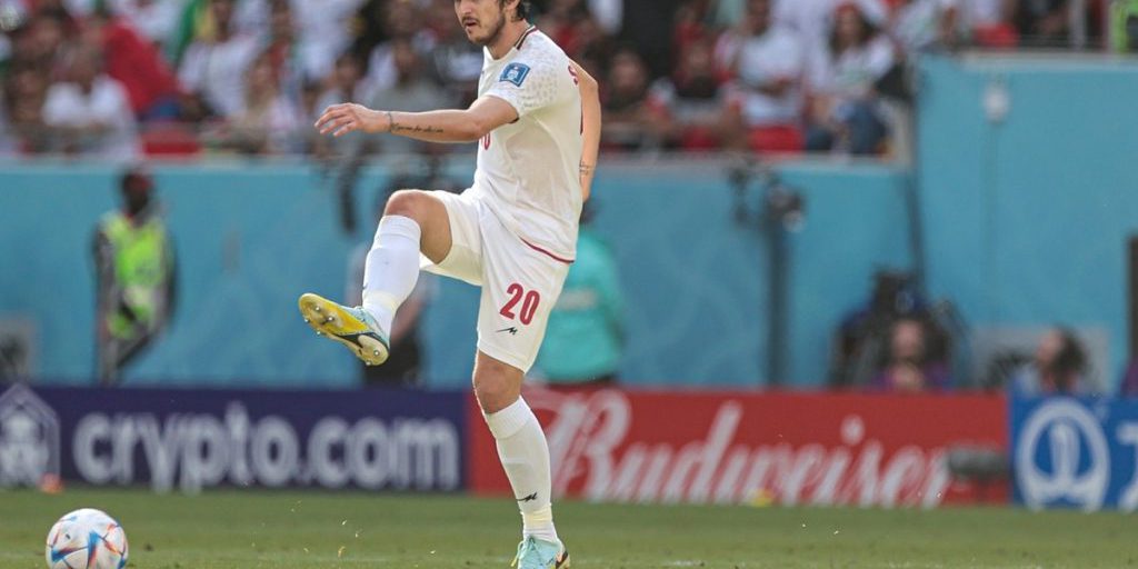 Стала известна причина отсутствия Азмуна в будущем матче с Россией