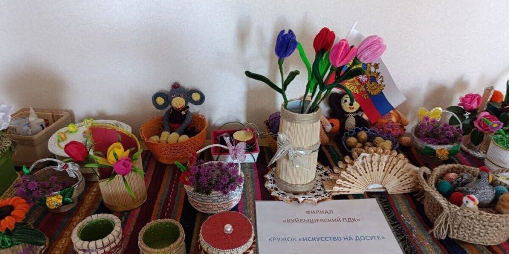 Запорожцы посетили мастер-класс по созданию оберегов к Куйбышевском ДК