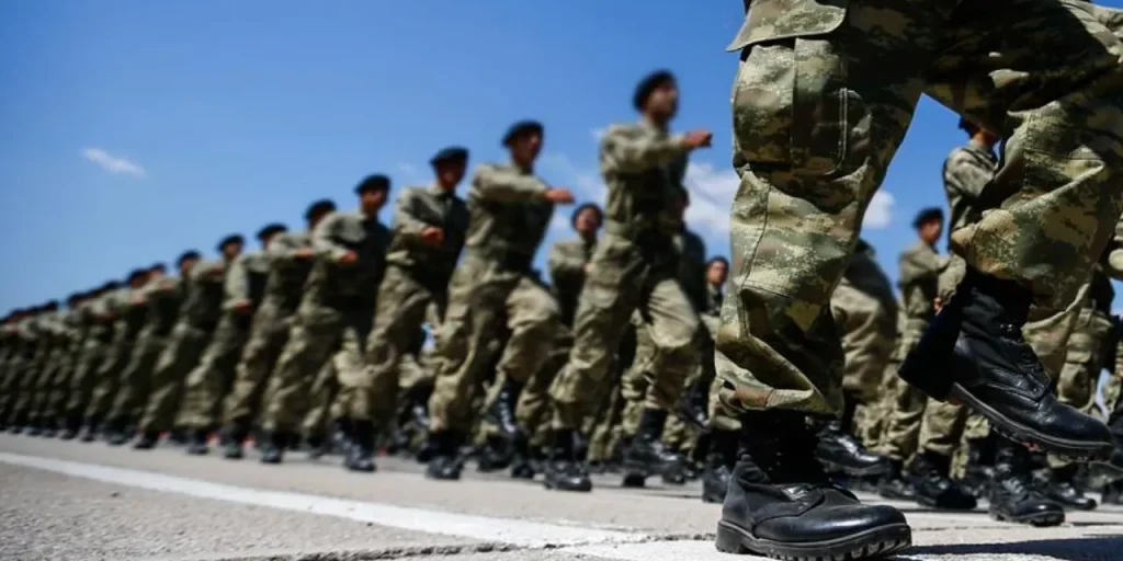 Aumento di 52.238 lira per il servizio militare a pagamento nel 2026