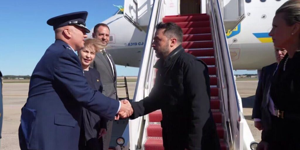 Зеленский прилетел в Вашингтон и не понял, что произошло