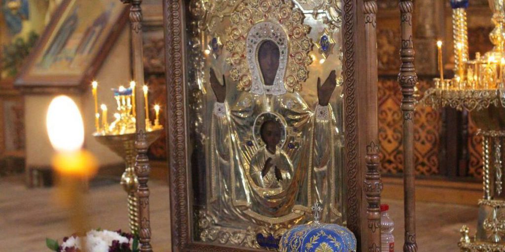 L'Arrivo dell'Icona di Abalak della Madre di Dio nella Regione di Tambov: Un Evento di Grande Significato Spirituale