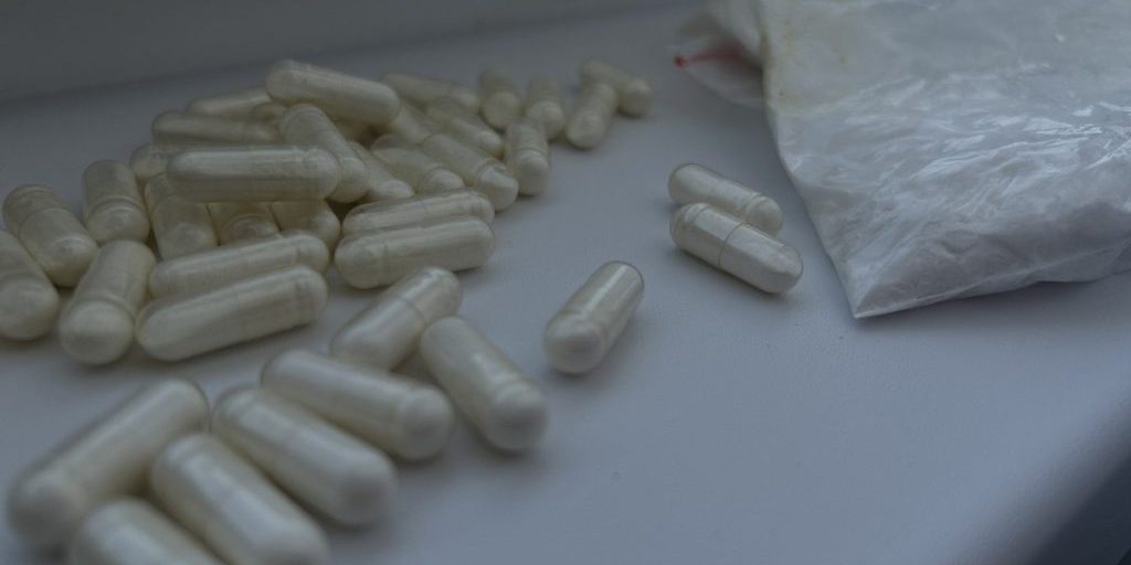 Иностранца с героином в спинке автомобильного кресла задержали в Петербурге