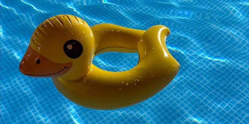 Петербургским семьям порекомендовали отдохнуть в морском бассейне